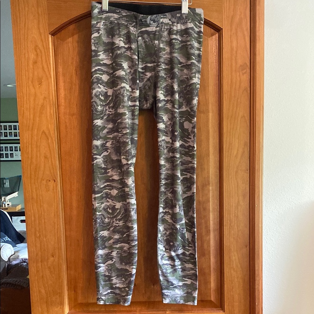 Patagonia camo pants